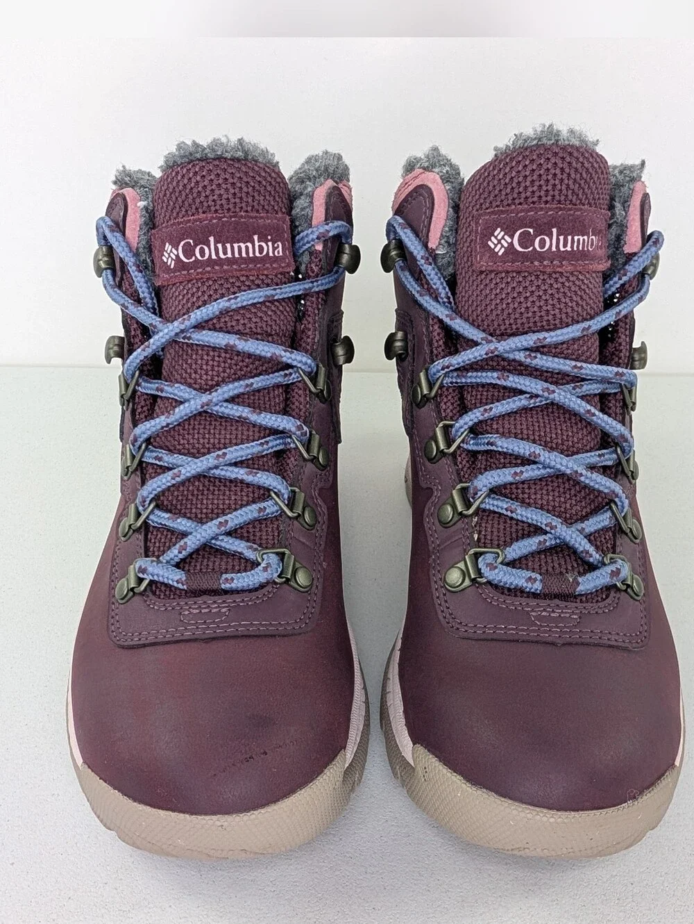 Columbia Newton Ridge Boots Womens Size 7.5 Waterproof Omni Heat Winter Hiking